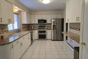 2209 Cromie Dr, Warren, MI 48092 - Photo 19