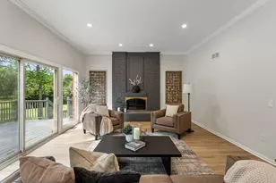 6890 Duchess Ct, Troy, MI 48098 - Photo 5