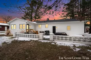 904 E Savidge St, Spring Lake, MI 49456 - Photo 43