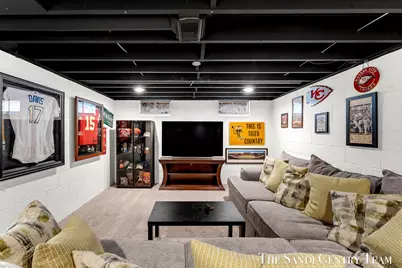 904 E Savidge Street, Spring Lake, MI 49456 - Photo 35