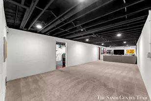 904 E Savidge St, Spring Lake, MI 49456 - Photo 31