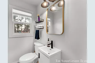 904 E Savidge Street, Spring Lake, MI 49456 - Photo 29