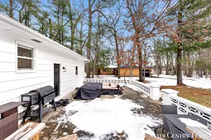 904 E Savidge St, Spring Lake, MI 49456 - Photo 47