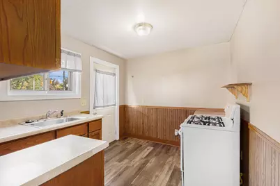 312 N Elm Avenue, Jackson, MI 49202 - Photo 5