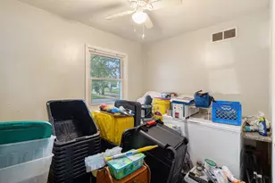 2901 Palmer St, Lansing, MI 48910 - Photo 13