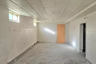 172 S Manning St, Hillsdale, MI 49242 - Photo 13