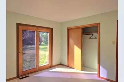 172 S Manning Street, Hillsdale, MI 49242 - Photo 11