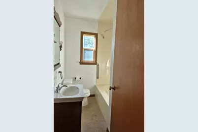 172 S Manning Street, Hillsdale, MI 49242 - Photo 9