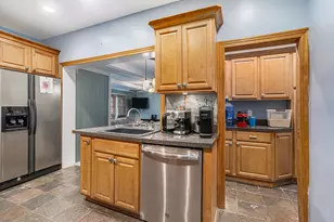 860 E Michigan Ave, Marshall, MI 49068 - Photo 9