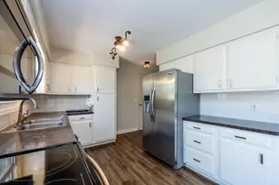 6399 Jericho Rd, Stevensville, MI 49127 - Photo 11