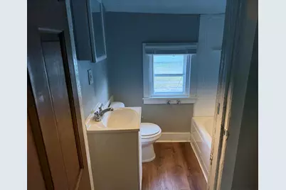 297 E Forest Avenue, Muskegon, MI 49442 - Photo 9