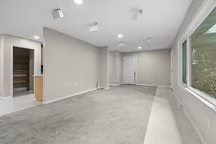 4625 Green Acres Dr, Kalamazoo, MI 49009 - Photo 9