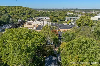 918 Lafayette Avenue NE, Grand Rapids, MI 49503 - Photo 31