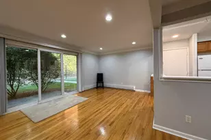 1253 Island Dr, Ann Arbor, MI 48105 - Photo 9