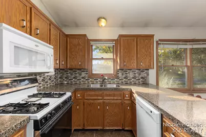 3979 Grant Street, Hudsonville, MI 49426 - Photo 9