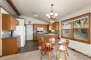 3979 Grant St, Hudsonville, MI 49426 - Photo 7