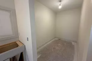 9483 Bluff Ridge Dr, Zeeland, MI 49464 - Photo 7