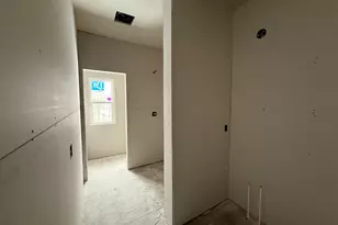 9483 Bluff Ridge Dr, Zeeland, MI 49464 - Photo 13