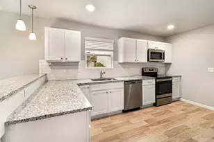 2893 Jordan River Dr, Fowlerville, MI 48836 - Photo 15