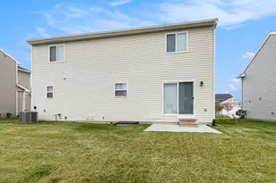 2893 Jordan River Dr, Fowlerville, MI 48836 - Photo 3