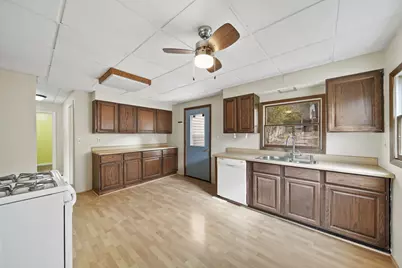 209 North Drive, Brooklyn, MI 49230 - Photo 5