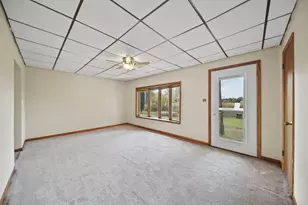 209 North Dr, Brooklyn, MI 49230 - Photo 9