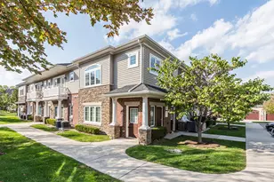 5535 Arbor Chase Dr, Ann Arbor, MI 48103 - Photo 3