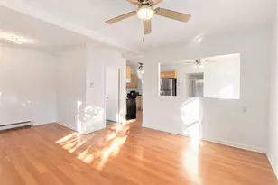 9000 Beatrice St, Livonia, MI 48150 - Photo 5