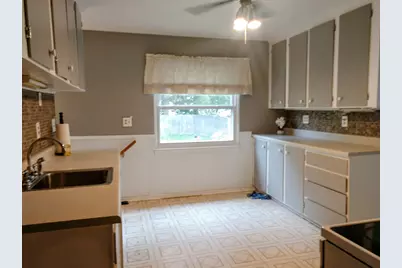 1426 18th Street, Port Huron, MI 48060 - Photo 3