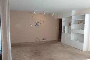 1426 18th St, Port Huron, MI 48060 - Photo 7