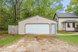 310 Cedar St, Decatur, MI 49045 - Photo 35