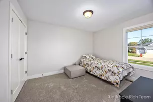 6741 Woodhills Dr NE, Rockford, MI 49341 - Photo 31