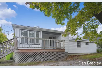 201 E Coffren Avenue, Greenville, MI 48838 - Photo 23