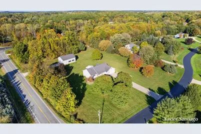 10050 Southridge Drive SE, Caledonia, MI 49316 - Photo 3