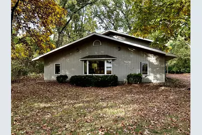 2604 S 11th Street, Niles, MI 49120 - Photo 1