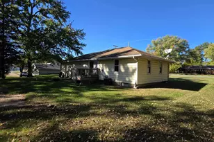 1110 Dewitt Ave, Niles, MI 49120 - Photo 3