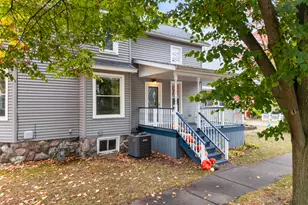 106 E Sharp St, Hillsdale, MI 49242 - Photo 29