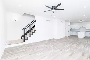 20215 Sunset Ave, Livonia, MI 48152 - Photo 3