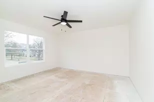 20215 Sunset Ave, Livonia, MI 48152 - Photo 23