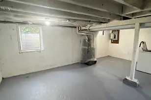 1277 Parkway Dr, Benton Harbor, MI 49022 - Photo 13