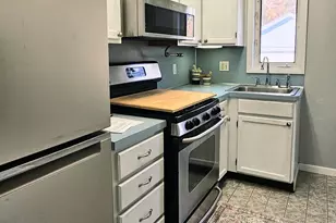 861 Aberdeen St NE, Grand Rapids, MI 49505 - Photo 11