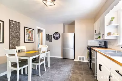 1060 Leonard Street NE, Grand Rapids, MI 49503 - Photo 11