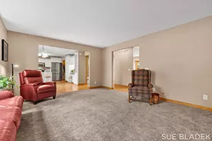 6814 Dale Ct, Fennville, MI 49408 - Photo 13