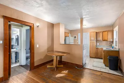 930 Mahlon Street, Lansing, MI 48906 - Photo 5