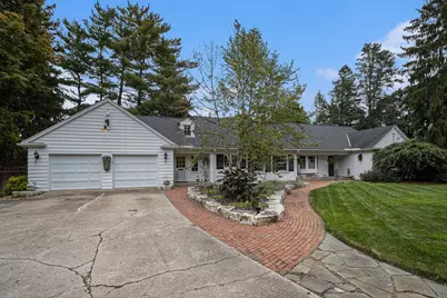 2433 Oakland Drive, Kalamazoo, MI 49008 - Photo 3