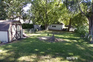 210 N Division St, Spring Lake, MI 49456 - Photo 3