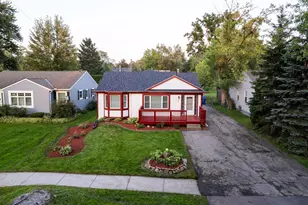 169 Gateway Dr, Waterford, MI 48328 - Photo 5