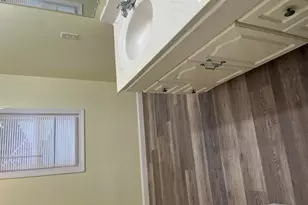 169 Gateway Dr, Waterford, MI 48328 - Photo 19