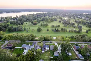 169 Gateway Dr, Waterford, MI 48328 - Photo 7