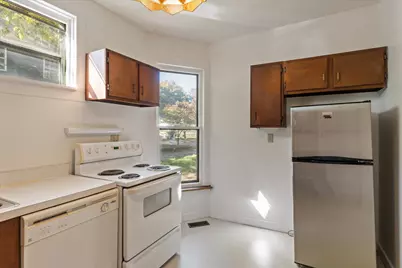 408 E Water Street, Cassopolis, MI 49031 - Photo 11